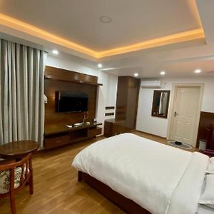 Deluxe Family Suite